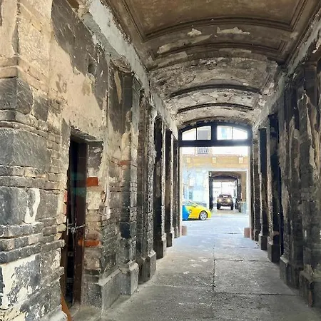 La Fontaine * Budapest
