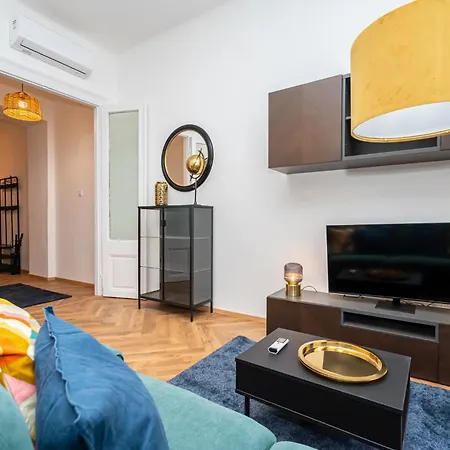Apartment Gozsdu Court La Fontaine Budapest